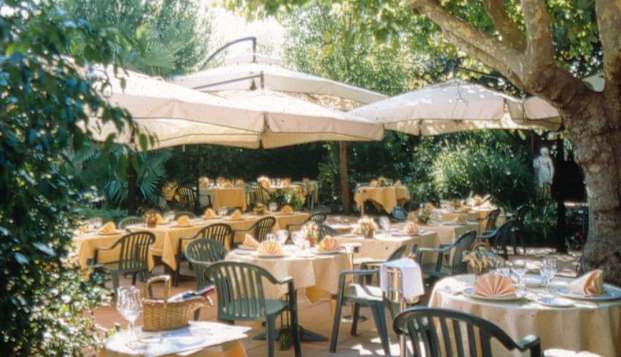 hotel Hôtel de France - Saint Maximin La Sainte BaumeSaint Maximin La Sainte Baume (83)