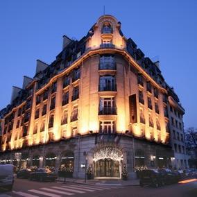 Front hotel Front hotel