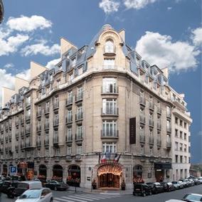 Front hotel Front hotel