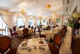 Kempinski Hotel Dukes' Palace - 