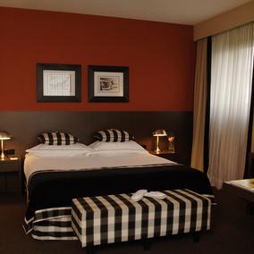 NH Waalwijk_Fronthotel NH Waalwijk_Fronthotel