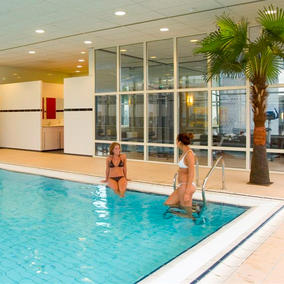 Het_Loo_pool.jpg