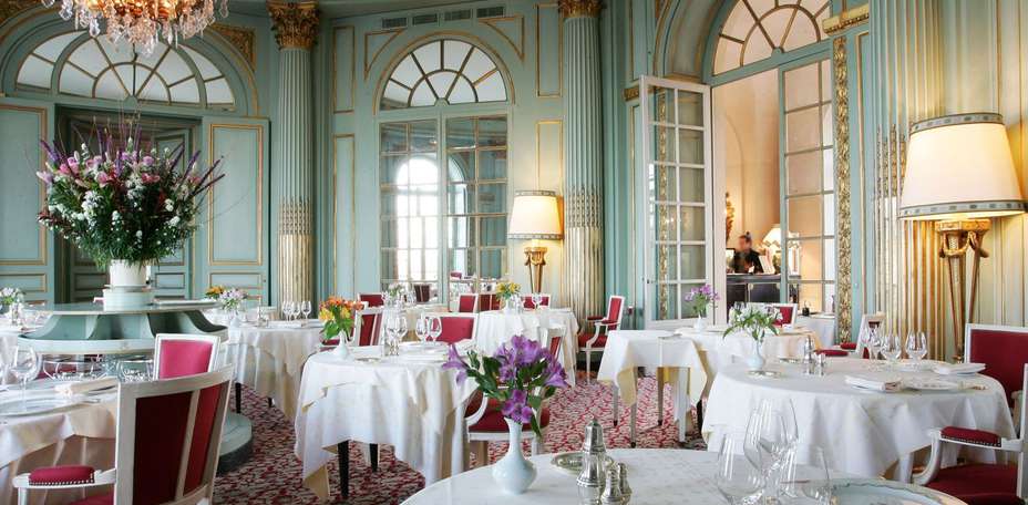 Château D'Artigny - 