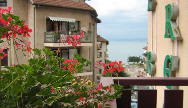 hotel Hôtel le BourgogneEvian les Bains (74)