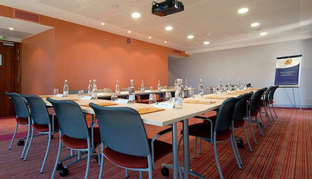 hotel Hôtel Kyriad Prestige ToulonLa Seine-sur-Mer (83)