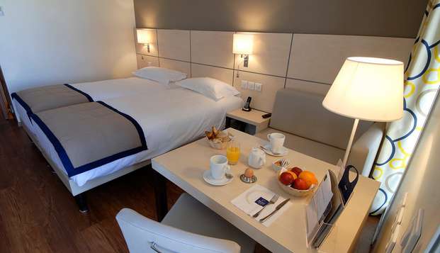 hotel Hôtel Kyriad Prestige ToulonLa Seine-sur-Mer (83)