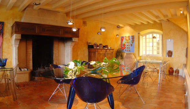 hotel Casa, La Signora di PerugiaPérouges (01)