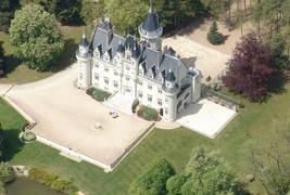 Château Hôtel Savigny - 