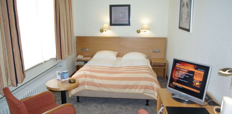 Golden Tulip Central Molitor - 