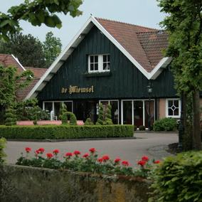 Hotel de Wiemsel_Front Hotel