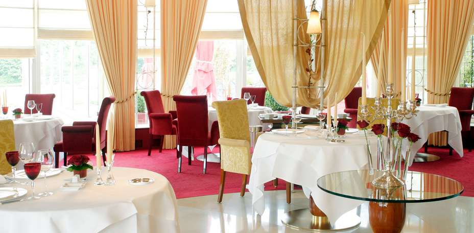 Hôtel Casino 2000 - 