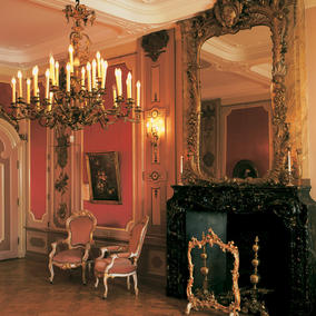NH Marquette_Lounge