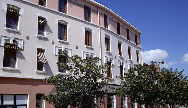 hotel Hôtel le Saint Roch La Roche Posay (86)