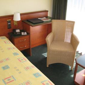 BestWesternCountyHouseHotel_Room