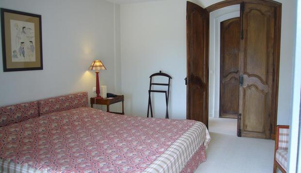 hotel Hôtel Villa NavarrePau (64)