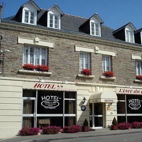 Hôtel l'Orée du Bois_Façade
