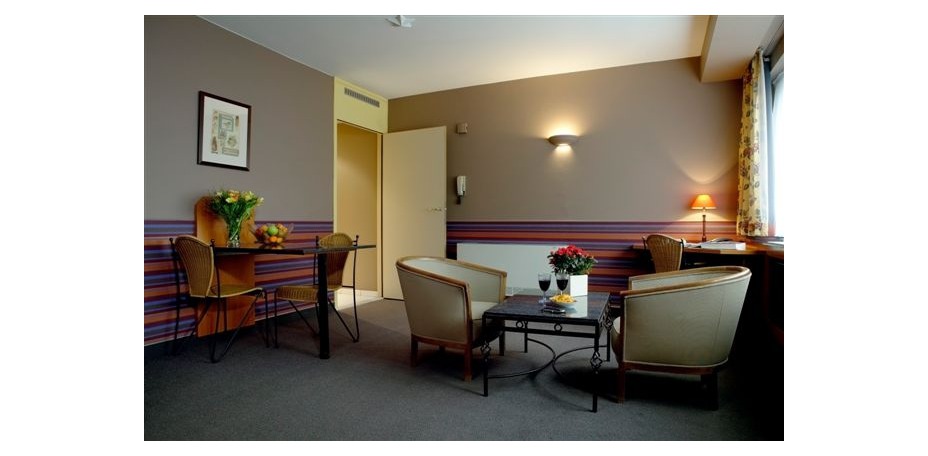 Arass Suite Hotel - 