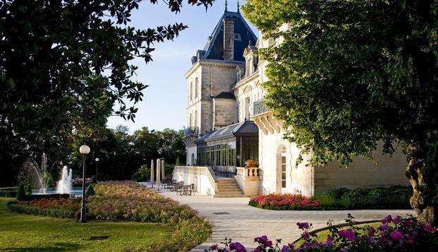 hotel Château de MirambeauMirambeau (17)