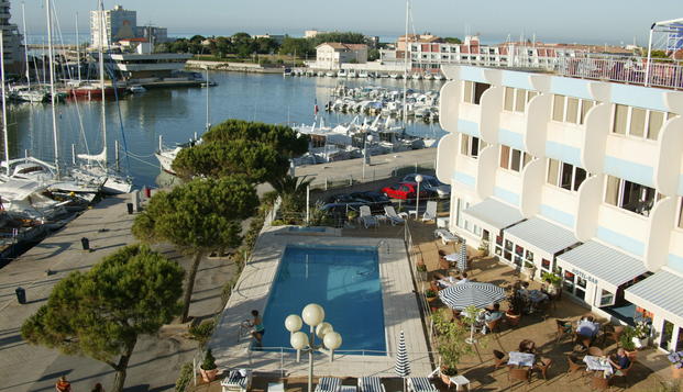 hotel Hôtel NeptuneCarnon (34)