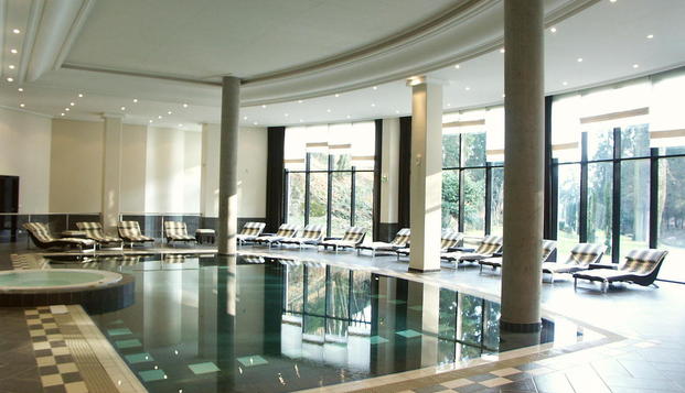 hotel Le Pavillon de La RotondeCharbonnières Les Bains (69)