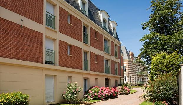 hotel La Closerie Côté CasinoCabourg (14)