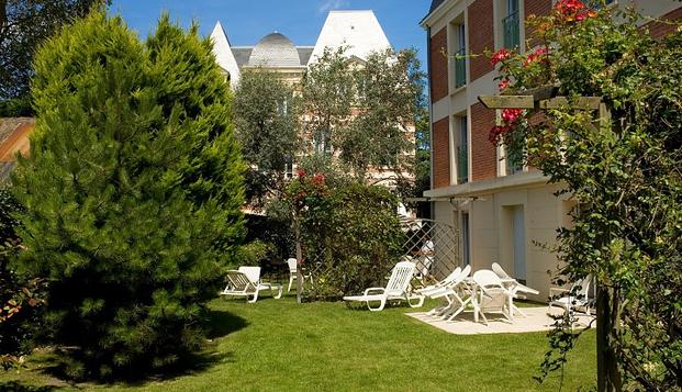 hotel La Closerie Côté CasinoCabourg (14)