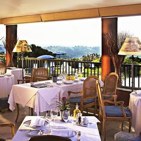 Le Mas d'Artigny & Spa_Restaurant Bougainvilliers
