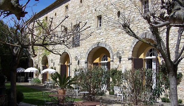 hotel Château d'ArpaillarguesArpaillargues-et-Aureillac (30)