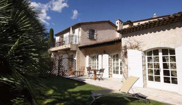 hotel Restaurant Hôtel Alain LlorcaLa Colle-sur-Loup (06)
