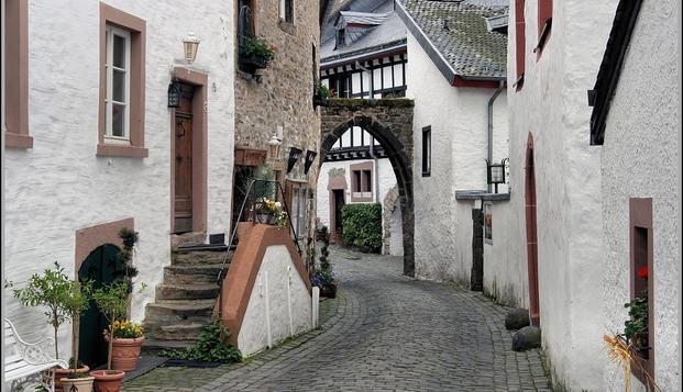 hotel Schlosshotel Burghaus KronenburgKronenburg