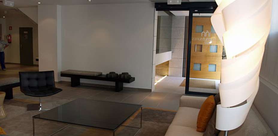 Eco Alcalá Suites - 