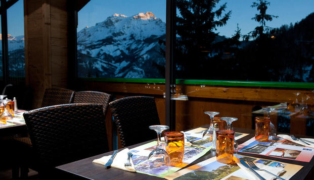 hotel Hôtel Club du Soleil Les BergersPraloup (04)
