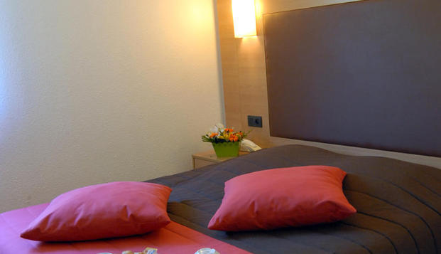 hotel Hôtel Restaurant SolencaNogaro (32)