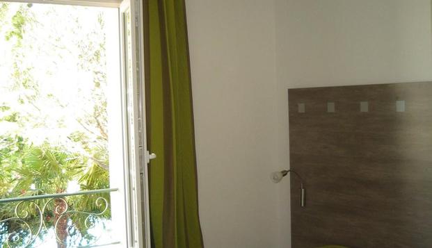 hotel Les Bastides du RelaisSainte Cécile Les Vignes (84)