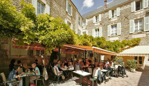 hotel Hôtel Le Fontarabie - Restaurant la GlycineFontenay Le Comte (85)
