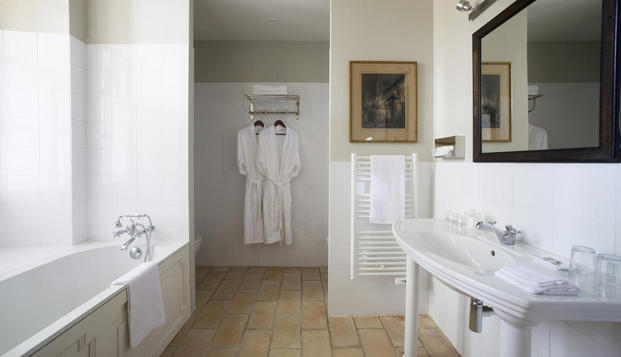 hotel Château de RoussanSaint-Rémy-de-Provence (13)