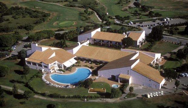 hotel Hôtel Le Mas d'HustonSaint-Cyprien (66)