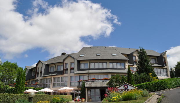 hotel Hôtel Restaurant le GerfautSalers (15)