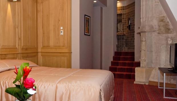 hotel Hôtel de BourgtherouldeRouen