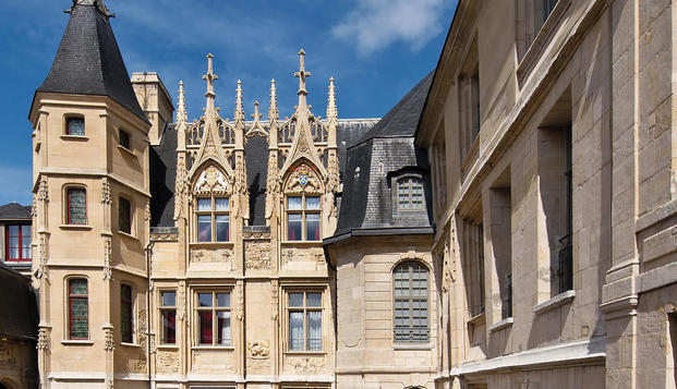 hotel Hôtel de BourgtherouldeRouen (76)
