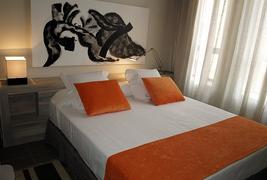 Eco Alcalá Suites - 