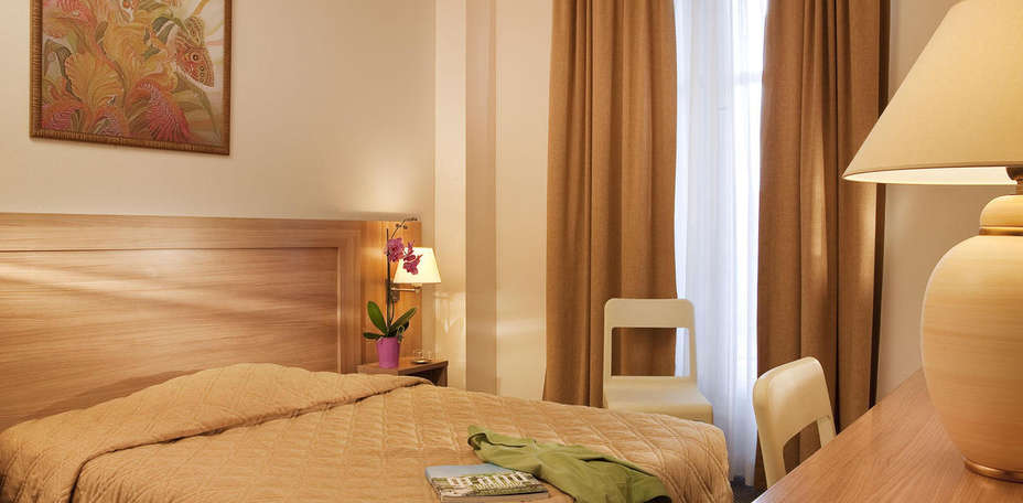 Hôtel Continental - 