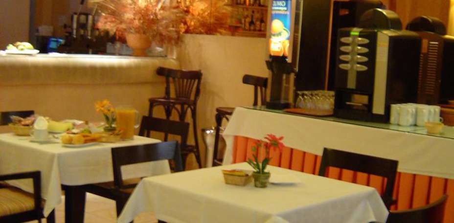 Hostal Laris - 