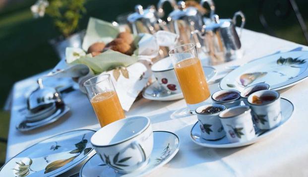 hotel Hôtel Restaurant Les OrangeriesLussac les Châteaux (86)