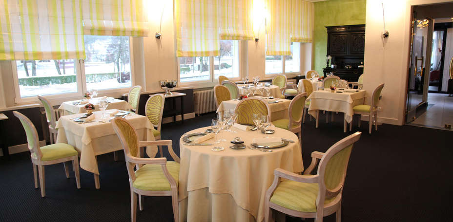 Hôtel Restaurant La Reserve - 