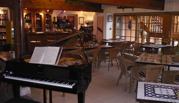 hotel Hôtel le Lion d'OrPont L'Evêque (14)