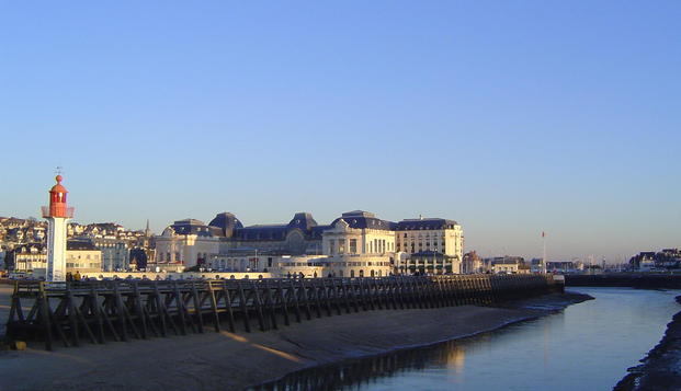 hotel Hôtel du Soleil le Beach HôtelTrouville (14)