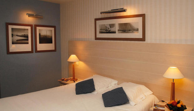 hotel Hôtel du Soleil le Beach HôtelTrouville (14)