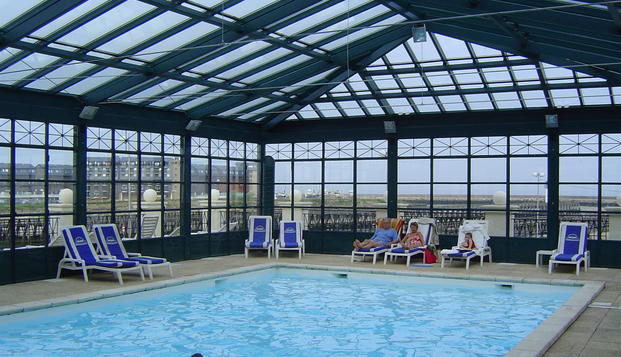 hotel Hôtel du Soleil le Beach HôtelTrouville (14)