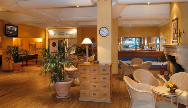 hotel Hôtel du Soleil le Beach HôtelTrouville (14)